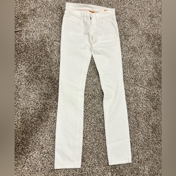 Tory Burch White Bootcut Jeans Brand new, never worn,- Size 25 Inseam 34. NWOT - Picture 2 of 7
